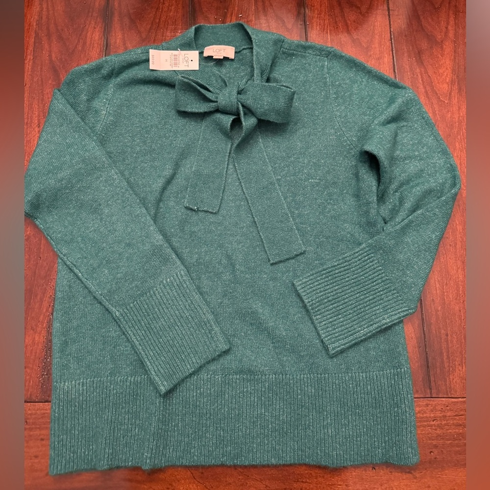 Loft Sweater with Neck Tie Green NWT